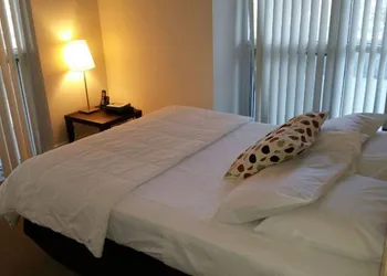 Pelicanstay in Downtown Toronto hotel thumbnail 8