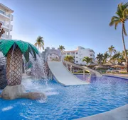 Marival Emotions All-Inclusive Resort by Mercure hotel detail image 5