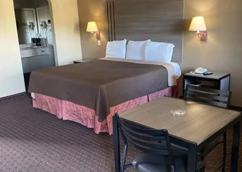 Lotus Inn hotel thumbnail 6
