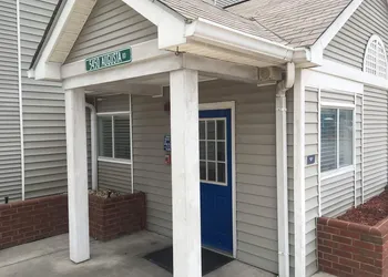 InTown Suites Extended Stay Savannah GA hotel thumbnail 3