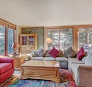 2019 Lodgepole 2 Bedroom Condo by RedAwning hotel detail image 5