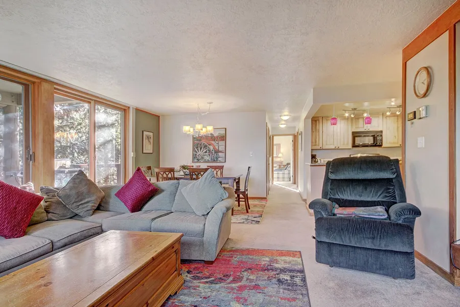 2019 Lodgepole 2 Bedroom Condo by RedAwning hotel detail image 6