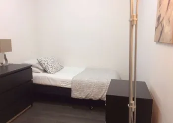 Pelicanstay in Toronto Fashion District hotel thumbnail 8