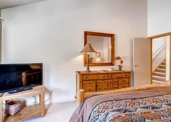 Lakeside Village 4 Bedroom Condo hotel thumbnail 8