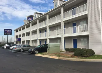 InTown Suites Extended Stay Charlotte NC - North Tryon St hotel thumbnail 2