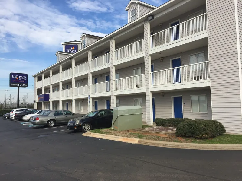 InTown Suites Extended Stay Charlotte NC - North Tryon St hotel detail image 2