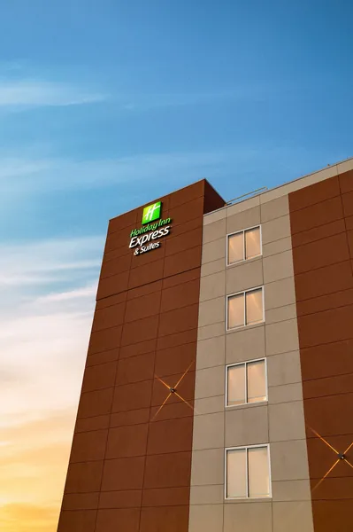 Holiday Inn Express & Suites Sanford- Lake Mary by IHG hotel detail image 6