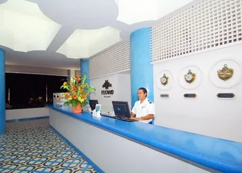 Hotel Elcano hotel thumbnail 4