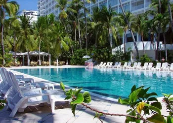 Hotel Elcano hotel thumbnail 6