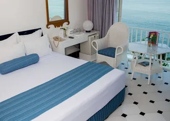 Hotel Elcano hotel thumbnail 7