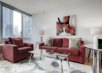 Global Luxury Suites at Exchange hotel thumbnail 5