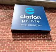 Clarion Pointe on the lake Clarksville-South Hill West hotel detail image 7