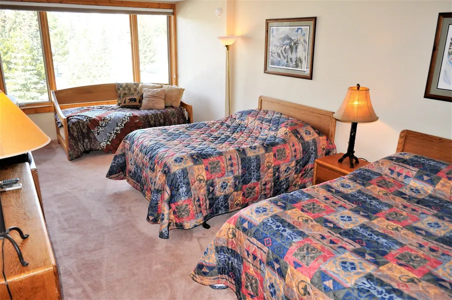 Summit House 2 bed 2 bath B hotel detail image 6