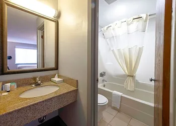 Inn at Chocolate Avenue - Sure Stay Collection by Best Western hotel thumbnail 8