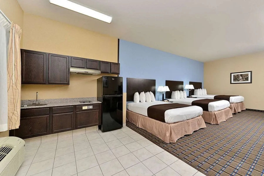 Western Inn & Suites hotel detail image 2
