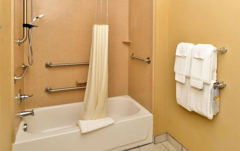 Western Inn & Suites hotel detail image 6