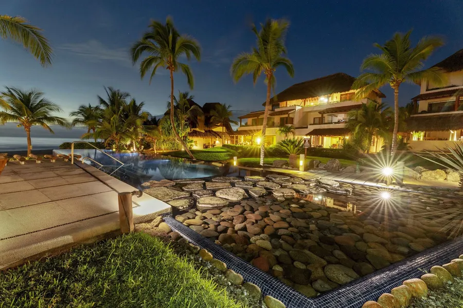 Las Palmas Luxury Villas hotel detail image 2