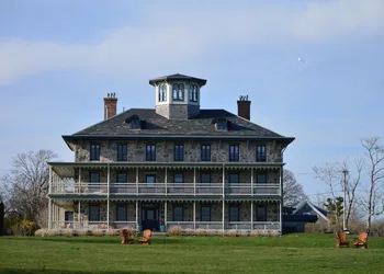 Stone House Inn hotel thumbnail 3