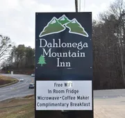 Dahlonega Mountain Inn hotel detail image 4