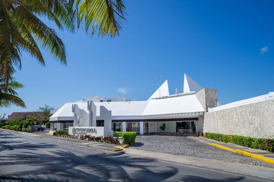 Sunset Marina Resort & Yacht Club hotel detail image 2