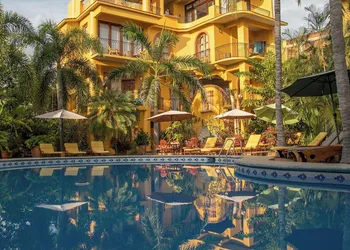 Hotel Suites La Hacienda hotel thumbnail 2