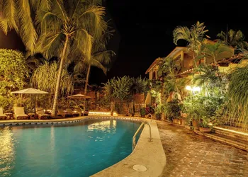 Hotel Suites La Hacienda hotel thumbnail 4