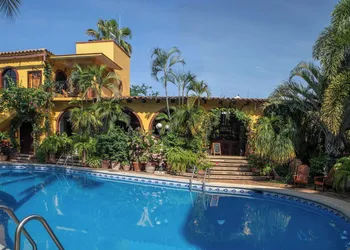 Hotel Suites La Hacienda hotel thumbnail 6