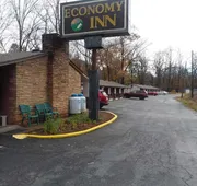 Economy Inn Sylva hotel detail image 4