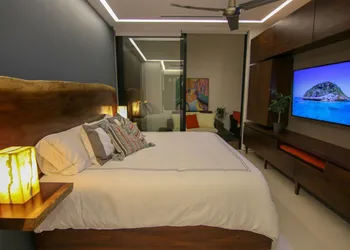 Pier 57 Zona Romantica Puerto Vallarta hotel thumbnail 7