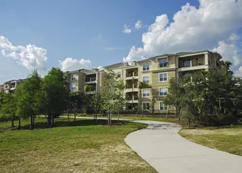 Enjoy Peaceful Lake View! Newly Decorated in Vista Cay - 3br/2b #3408 hotel thumbnail 8