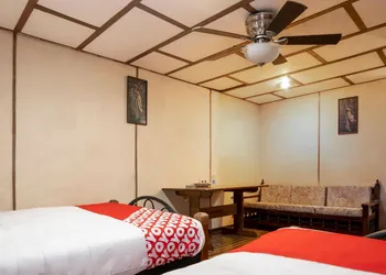 OYO Posada Astrud hotel thumbnail 7