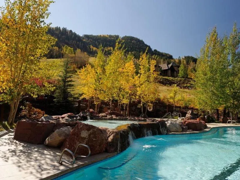 Aspen Ritz-Carlton 3 Bedroom Residence With Full Service Resort Amenities And True Ski In Ski Out Access hotel detail image 2