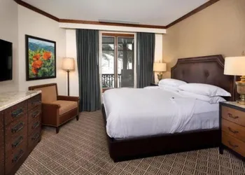 Aspen Ritz-Carlton 3 Bedroom Residence With Full Service Resort Amenities And True Ski In Ski Out Access hotel thumbnail 5