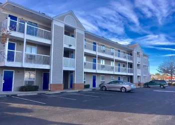 InTown Suites Extended Stay North Charleston SC - Ashley Phosphate hotel thumbnail 2