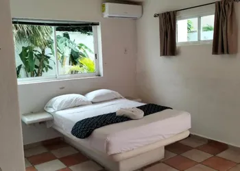 Hotel Dos Mundos, Isla Cozumel hotel thumbnail 8