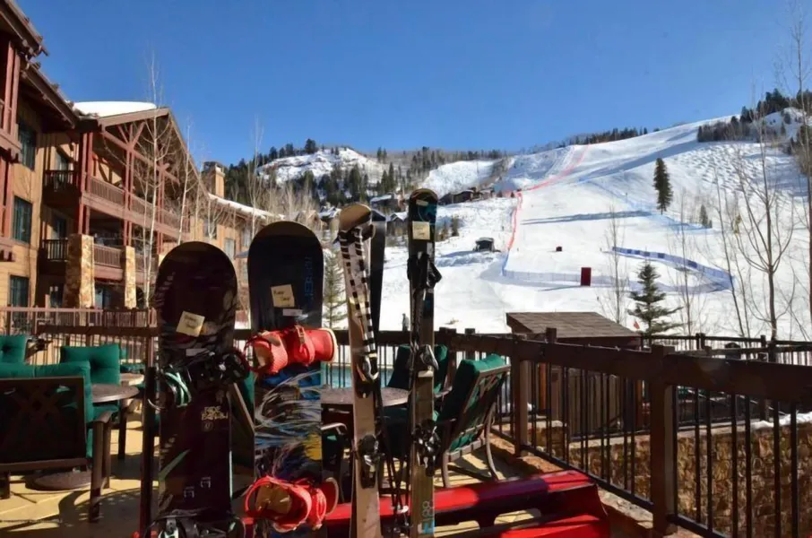 Aspen Highlands 2 Bedroom Residence at the Ritz-Carlton hotel detail image 2