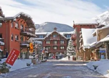 Aspen Highlands 2 Bedroom Residence at the Ritz-Carlton hotel thumbnail 6