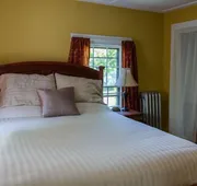 Old parsonage B&B hotel detail image 7