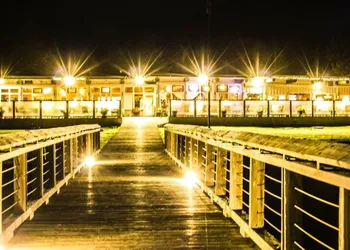 Lopez Islander Resort hotel thumbnail 2