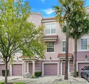 NEW Tastefully Designed Town Home. Close to Attractions, Steps From Convention Center! 3br/3ba #3vc138 hotel detail image 3