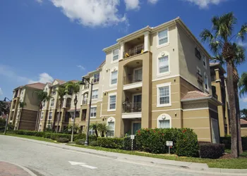 NEW Tastefully Designed Town Home. Close to Attractions, Steps From Convention Center! 3br/3ba #3vc138 hotel thumbnail 4