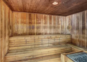 4 Bedroom Ski in, Ski out Mountain Vacation Rental Located Next to Historic Main Street in Downtown Breckenridge hotel thumbnail 4