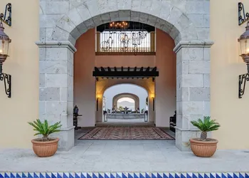 Casa del Mar Gaviota 301 hotel thumbnail 4