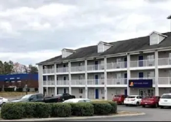 InTown Suites Extended Stay Chattanooga TN - Hamilton Place hotel thumbnail 2