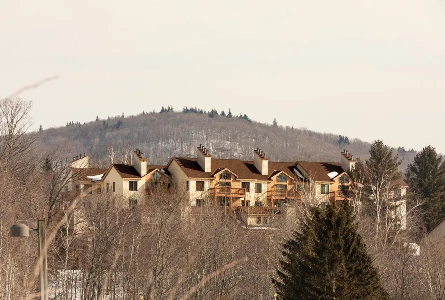 Mount Snow Lodging by Vail Resorts hotel detail image 2