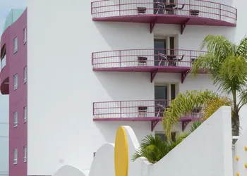 Hotel Mágico Inn hotel thumbnail 3