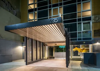 Henn na Hotel New York hotel thumbnail 2