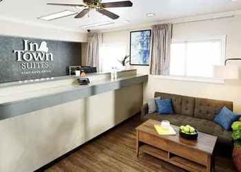 Intown Suites Extended Stay St. Louis Mo - Hazelwood hotel thumbnail 2