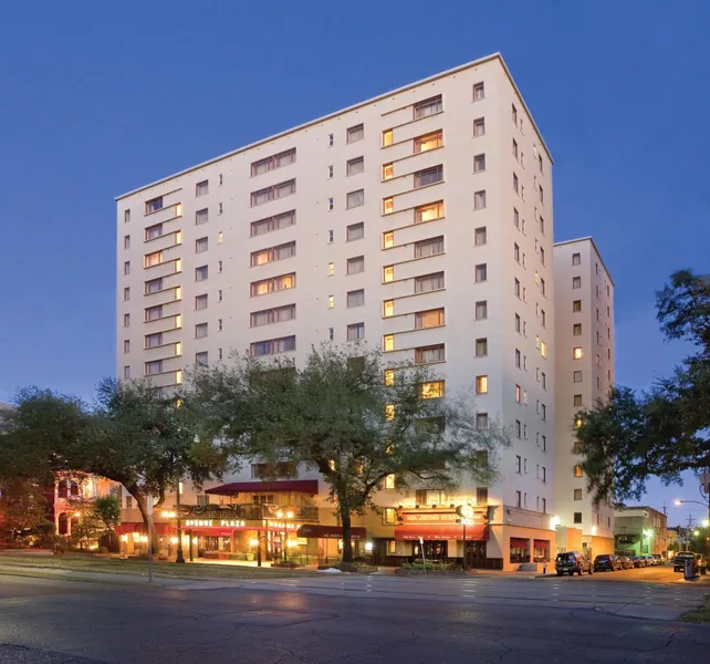 Club Wyndham Avenue Plaza hotel detail image 2