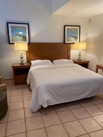Bahia Bay Resort hotel detail image 2